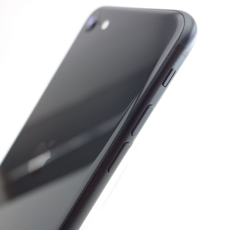 ��SIM�ե꡼��iPhoneSE2 64GB �֥�å� ����100�� �������¡�