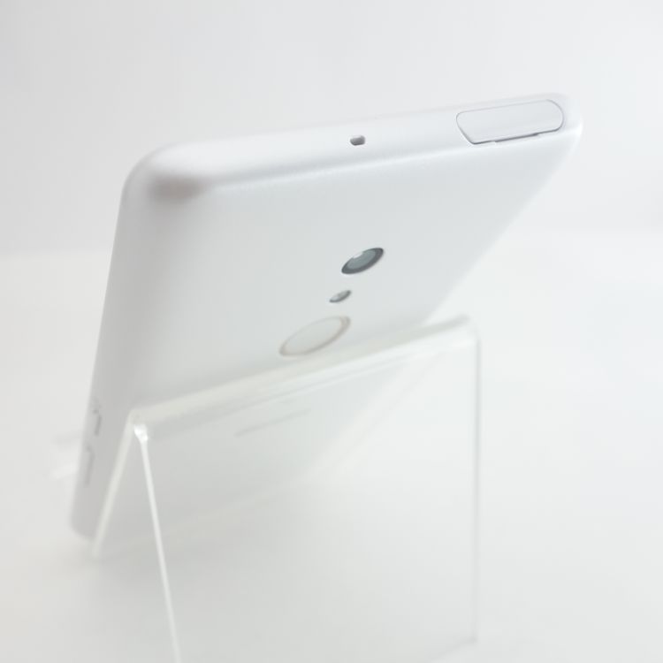 ��SIM�ե꡼��arrows Be4 Plus F-41B �ۥ磻�� �������¡� docomo��