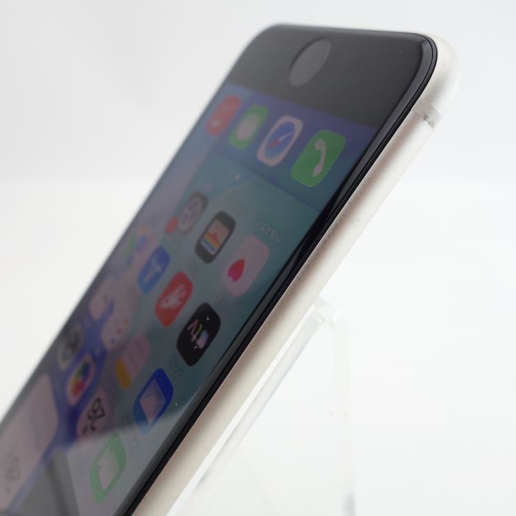 ��SIM�ե꡼��iPhoneSE3 64GB �������饤�� ����94�� �������¡�