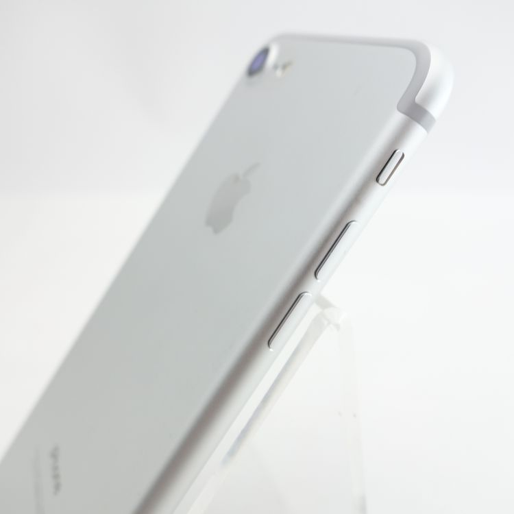 ��SIM�ե꡼��iPhone7 32GB ����С� ����100�� �������¡�