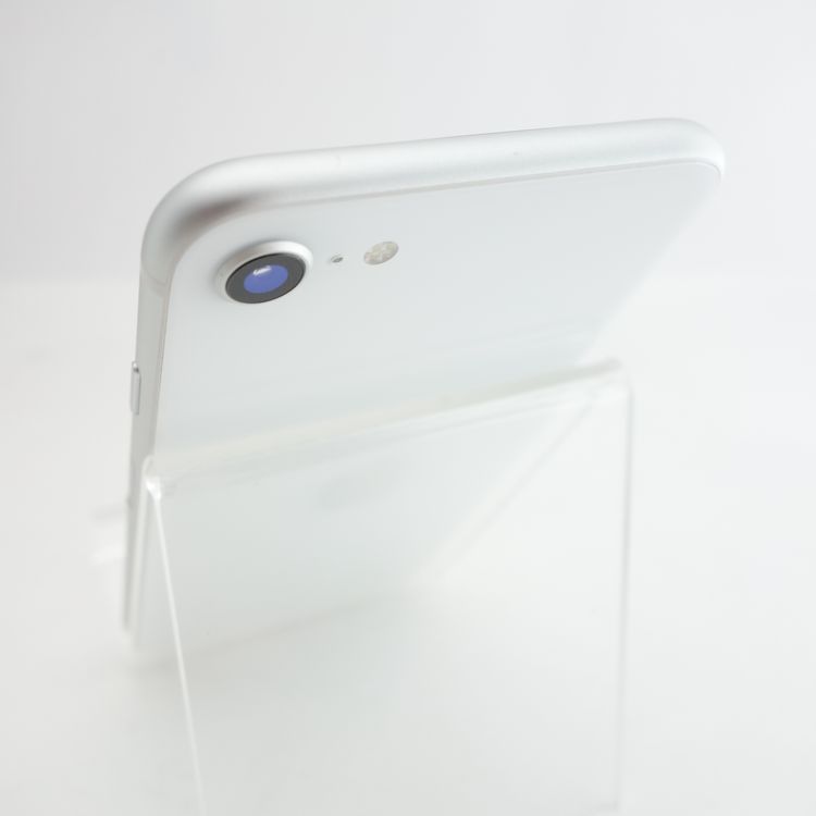 ��SIM�ե꡼��iPhoneSE2 128GB �ۥ磻�� ����100�� �������¡�