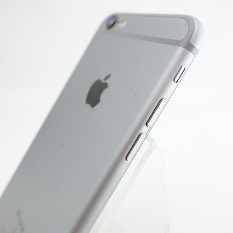 ��SIM�ե꡼��iPhone6S 32GB ���ڡ������쥤 ����100�� �������¡�