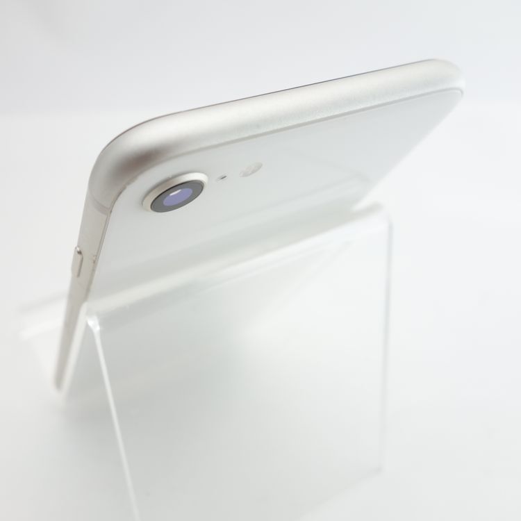 ��SIM�ե꡼��iPhoneSE3 64GB �������饤�� ����96�� �������¡�
