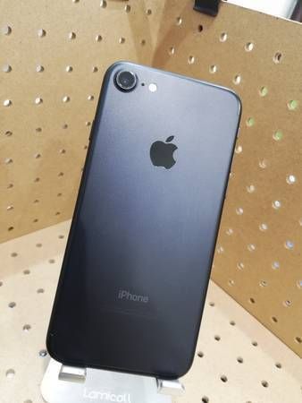 ムスビー｜【Feiz谷町九丁目店】超美品iPhone7 32GB ブラック【ガラス 