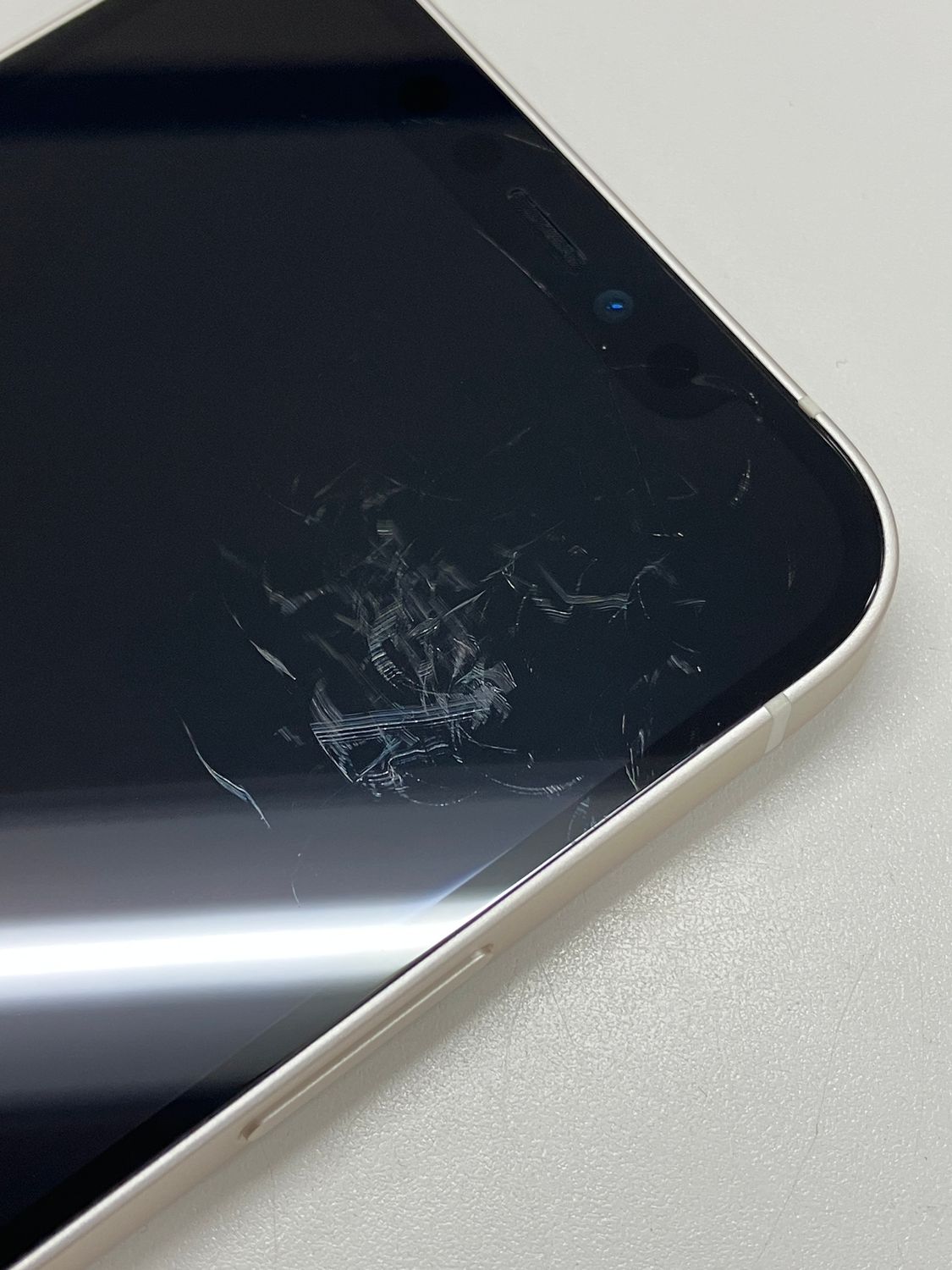 ムスビー｜SIMフリー iPhone12 ホワイト 128GB【iPhone12 SIM