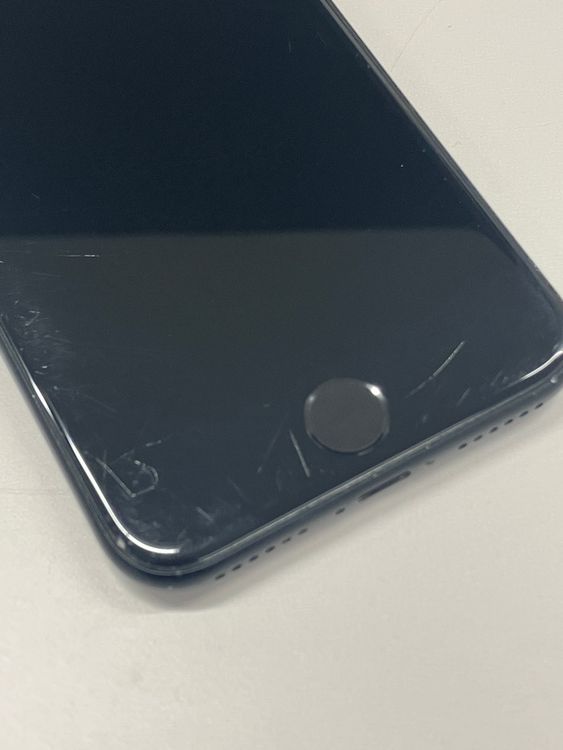 �����ò��������SIM�ե꡼ iPhone SE ��2���� 64GB �֥�å�