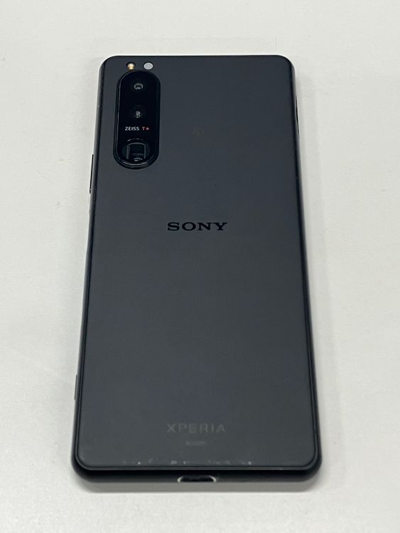 ���������ʡ�SIM�ե꡼ SOG05 128GB �֥�å�