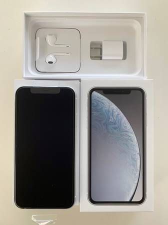 ムスビー｜iPhoneXR ホワイト 64GB docomo 本体 新品！付属品有り  