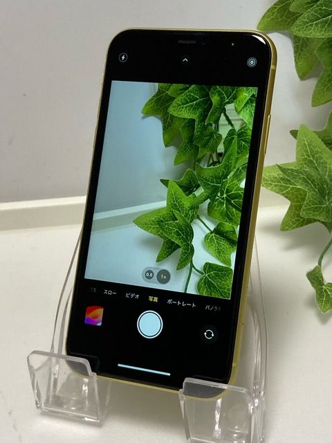 au SIM�ե꡼ iPhone 11 64GB �������� MWLW2J/A