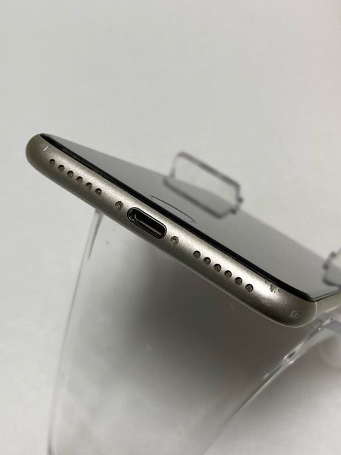 SIMե꡼ iPhoneSE 3 饤 64GB ڥХåƥ꡼100