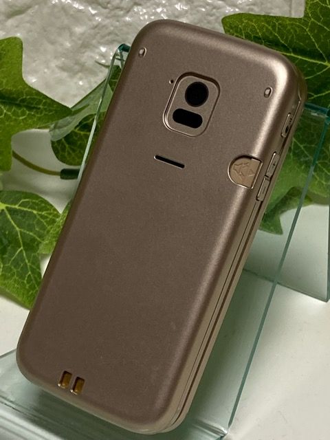 ムスビー｜富士通☆ らくらくホン F-02J ゴールド ドコモ SIM