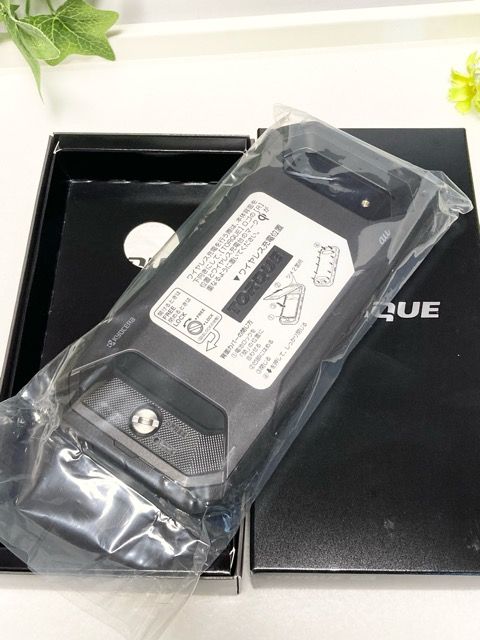 �ڿ���̤�����ʡ�TORQUE 5G KYG01 au sim���å�����ʡ������֥�å�