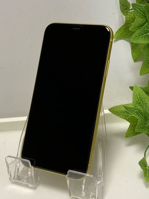 au SIM�ե꡼ iPhone 11 64GB �������� MWLW2J/A