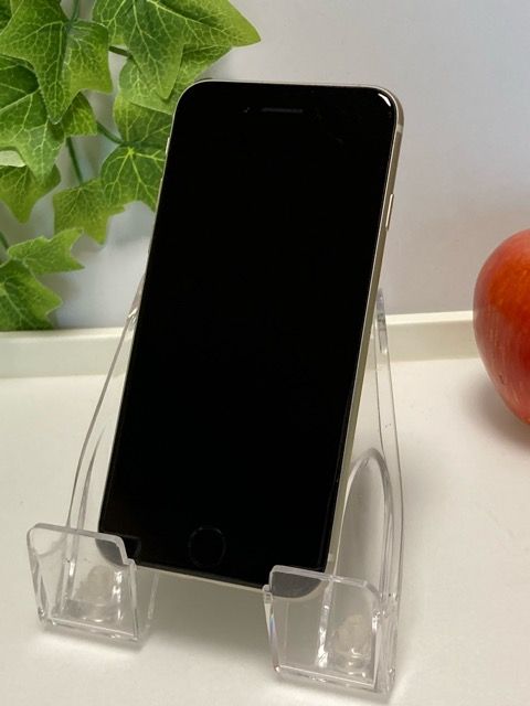 SIMե꡼ iPhoneSE 3 饤 64GB ڥХåƥ꡼100