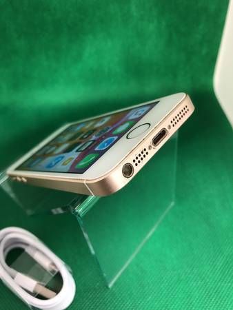 ��SIM�ե꡼�� iPhone SE 16GB ������� USB�� �Хåƥ꡼�ɹ�97�󡪡�
