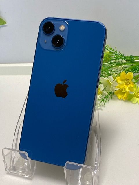 Ÿ au SIMե꡼ iPhone13 128GB ֥롼 Хåƥ꡼100 ʤΤ