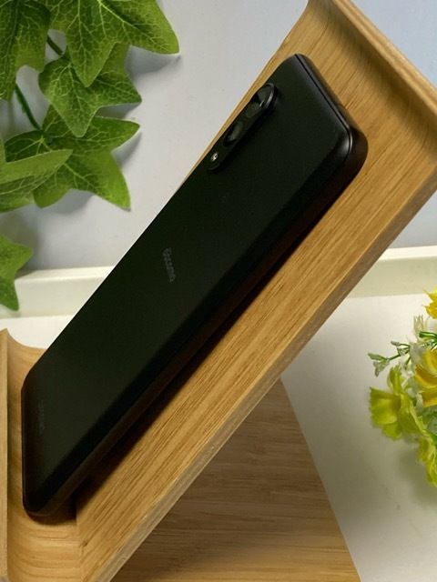 ���Ѿ� ���ʡ� arrows N F-51C SIM�ե꡼ docomo [�ե��쥹�ȥ֥�å�]