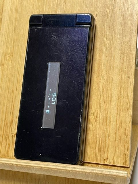ムスビー｜SIMフリー☆ SH-02L AQUOS ケータイ ブラック 中古 動作OK