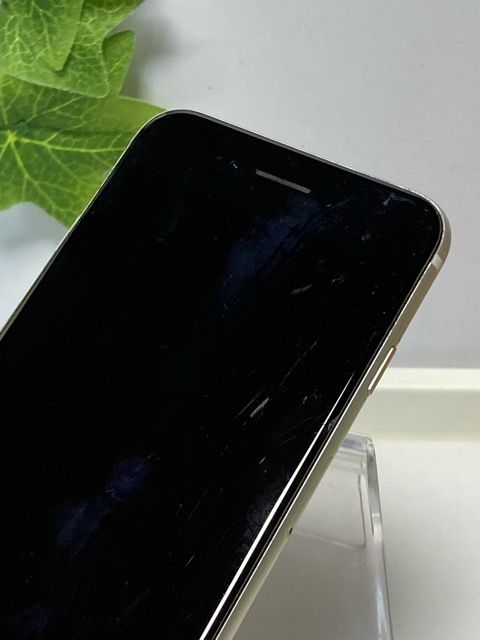 SIMե꡼ iPhoneSE 3 饤 64GB ڥХåƥ꡼89