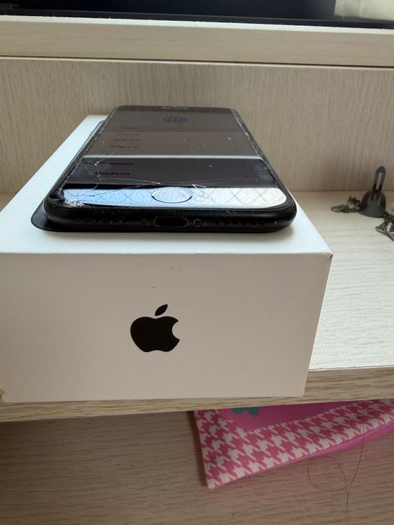iPhone7 SIM�ե꡼32GB