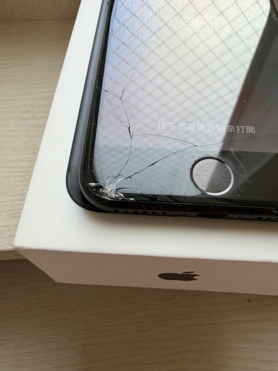 iPhone7 SIM�ե꡼32GB