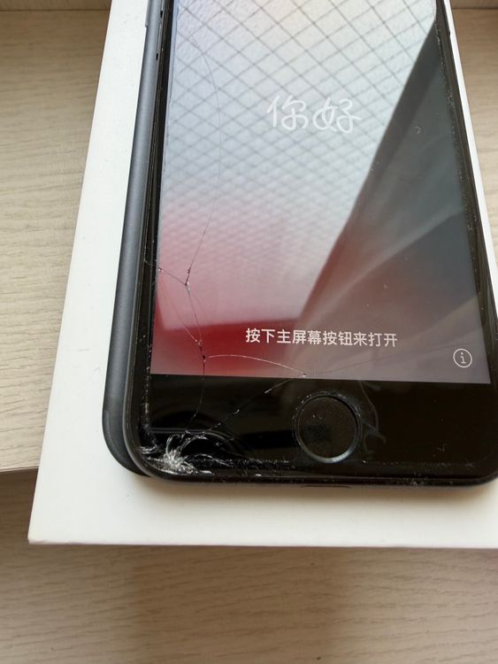 iPhone7 SIM�ե꡼32GB