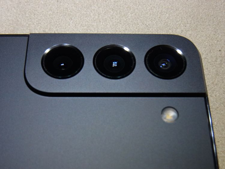 Galaxy S22 SCG13 �ե���ȥ�֥�å�