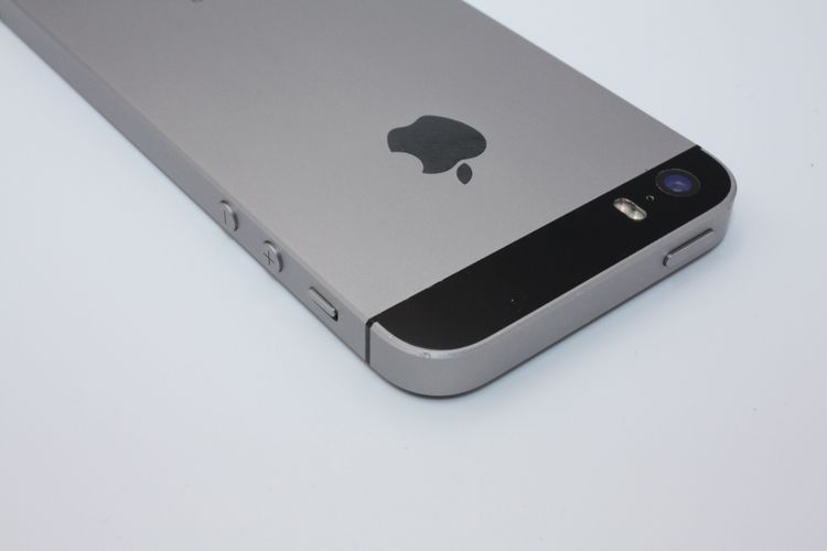 SIM�ե꡼ iPhoneSE ��1���� 32GB spacegray B���