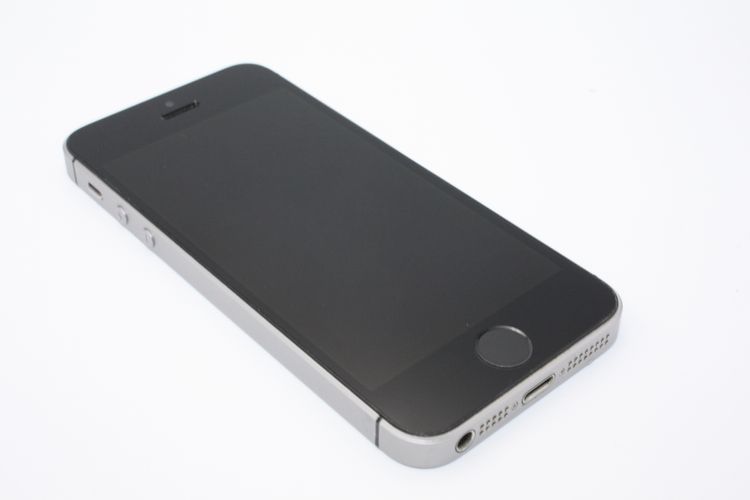SIM�ե꡼ iPhoneSE ��1���� 32GB spacegray B���