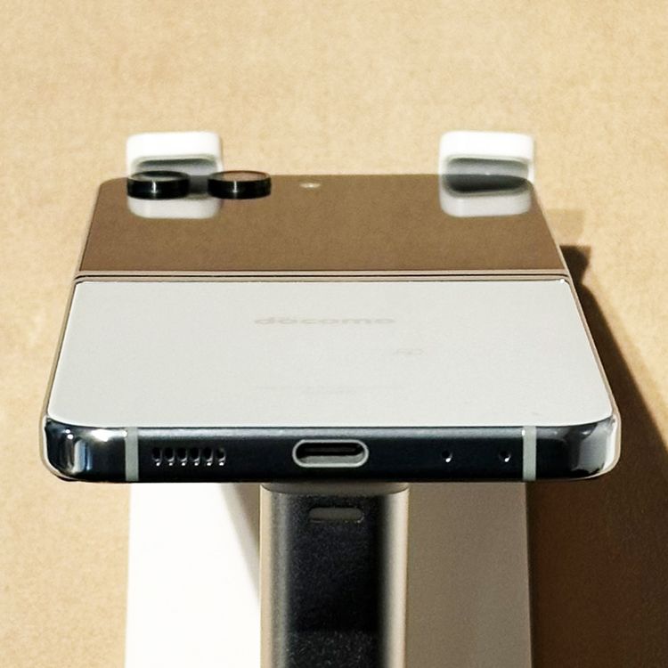 ʵݾ Galaxy Z Flip5 SC-54D docomo ߥ ̵