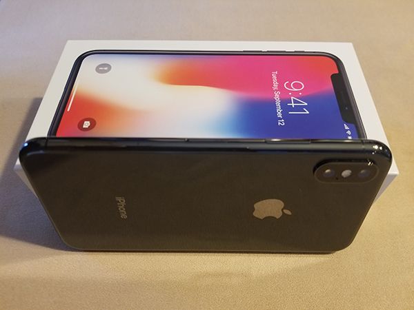 �ʵ��ݾ� iPhoneX 64GB ���ڡ������쥤 Softbank ����̵��