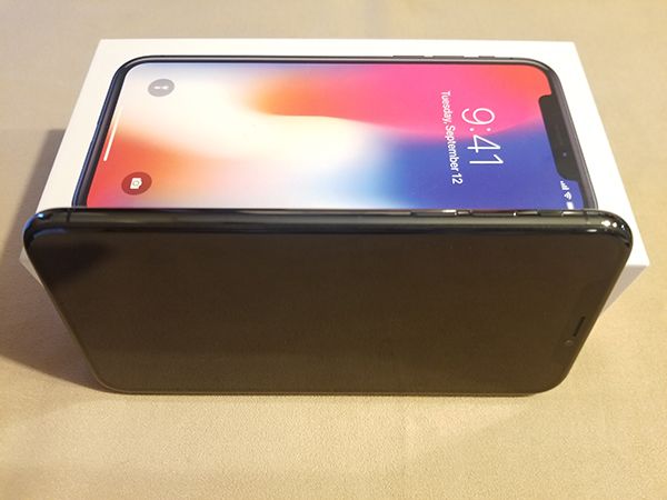 �ʵ��ݾ� iPhoneX 64GB ���ڡ������쥤 Softbank ����̵��