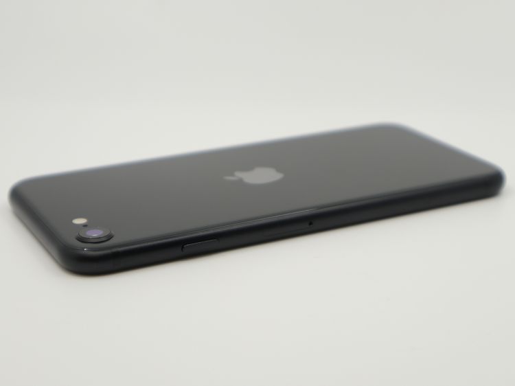 SIM�ե꡼ iPhone SE ��2���� 128GB �֥�å� �Хåƥ꡼����83%