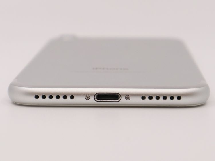 �ڥȡ�������Х����SIM�ե꡼ iPhone7 128GB ����С� �Хåƥ꡼����81%