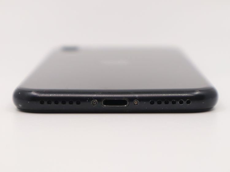 �ڥȡ�������Х����SIM�ե꡼ iPhone SE �裲���� 128GB �֥�å� BT����76%