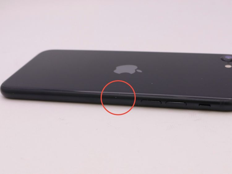 SIM�ե꡼ iPhone SE(��3����) 64GB �ߥåɥʥ��� �Хåƥ꡼����81%