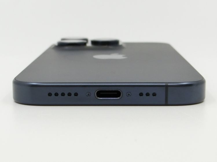 SIM�ե꡼ iPhone15Pro 128GB �֥롼�����˥��� �Хåƥ꡼����81%