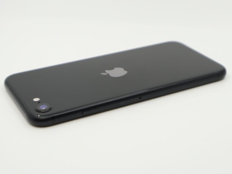 SIM�ե꡼ iPhone SE ��2���� 128GB �֥�å� BT����75%