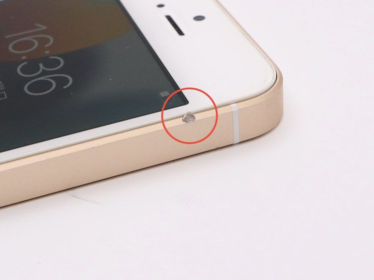 ڥȡХSIMե꡼ iPhoneSE 32GB  Хåƥ꡼100%