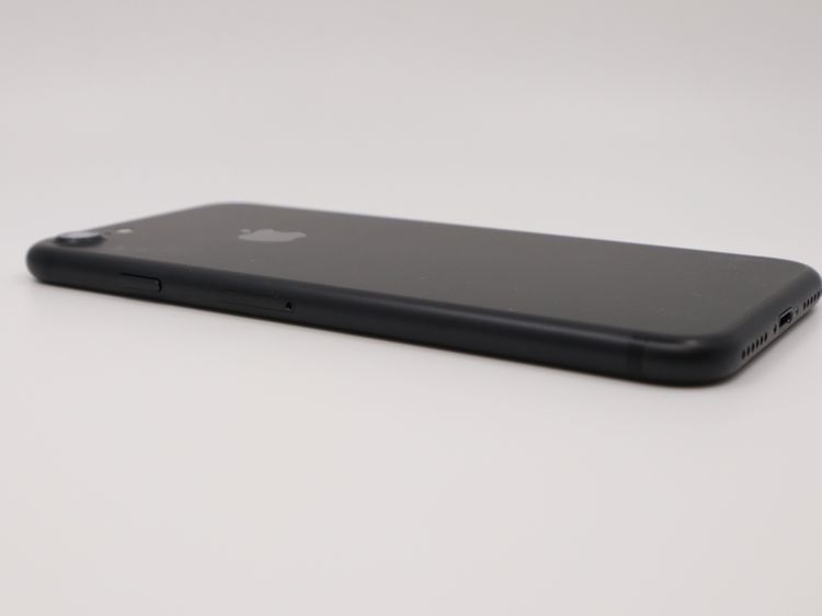 �ڥȡ�������Х����SIM�ե꡼ iPhone7 32GB �֥�å� �Хåƥ꡼����82%