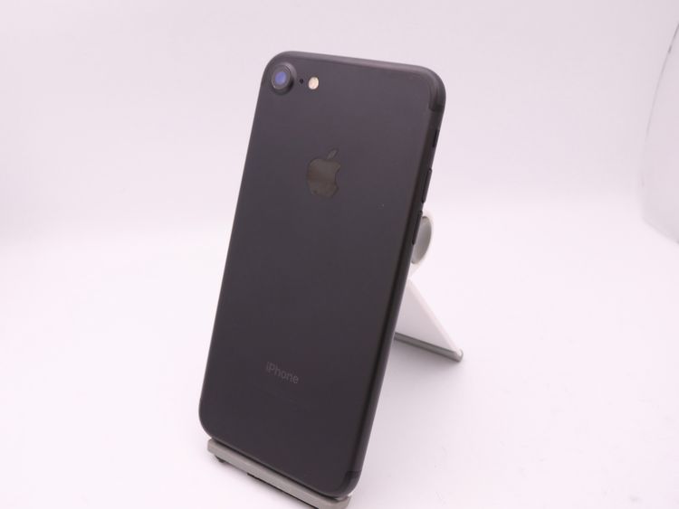 SIM�ե꡼ iPhone7 32GB �֥�å� �Хåƥ꡼����84%