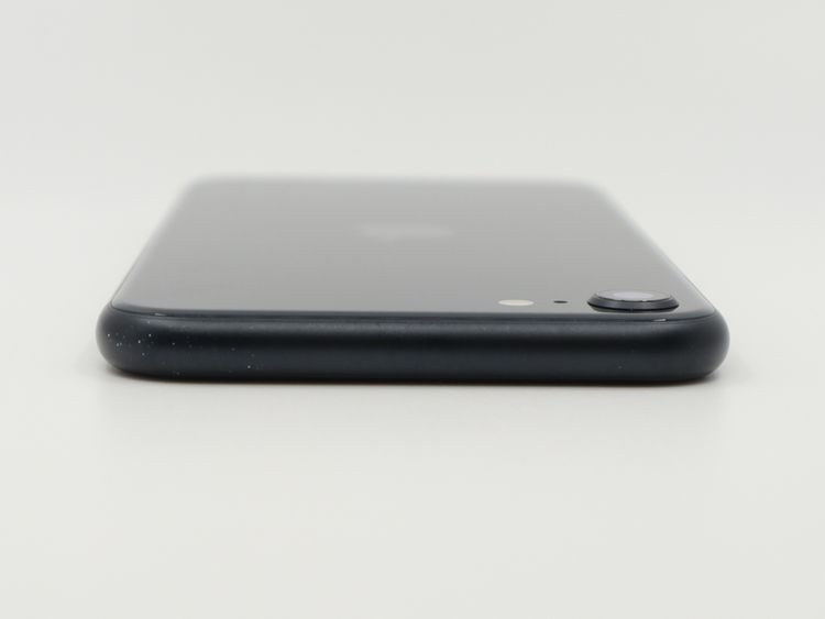 SIM�ե꡼ iPhone SE ��3���� 256GB �ߥåɥʥ��� �Хåƥ꡼����76%