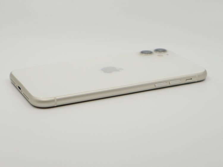SIM�ե꡼ iPhone11 64GB �ۥ磻�� �Хåƥ꡼����82%