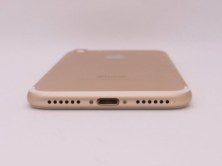 SIM�ե꡼ iPhone7 128GB ������� �Хåƥ꡼����75%