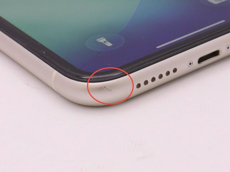 SIM�ե꡼ iPhone11 64GB �ۥ磻�� �Хåƥ꡼����80%