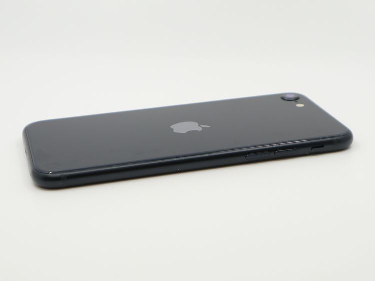 SIM�ե꡼ iPhone SE ��3���� 256GB �ߥåɥʥ��� �Хåƥ꡼����76%
