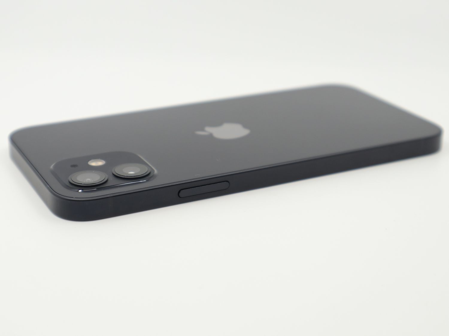 【美品】iPhone12 ブラック 128GB SIMフリー 【新品バッテリー】 ムスビー｜SIMフリー iPhone12 128GB ブラック バッテリー状態80