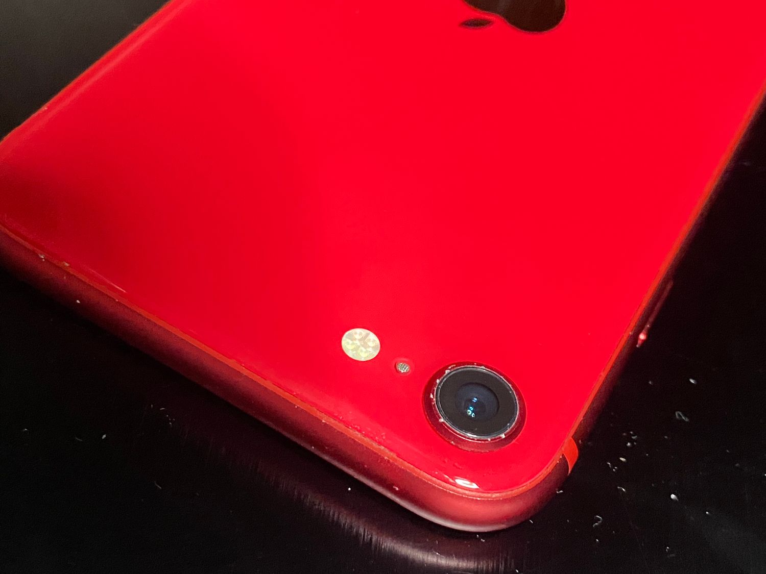 ムスビー｜iPhoneSE2 64GB SIMフリー プロダクトレッド【iPhone SE(第2