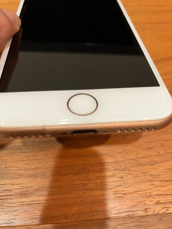 iPhone8 64GB SIM���å��ʤ���