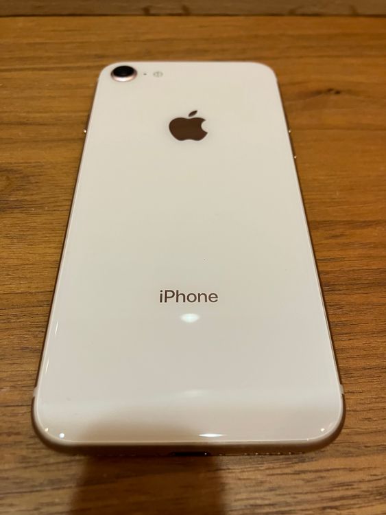 iPhone8 64GB SIM���å��ʤ���